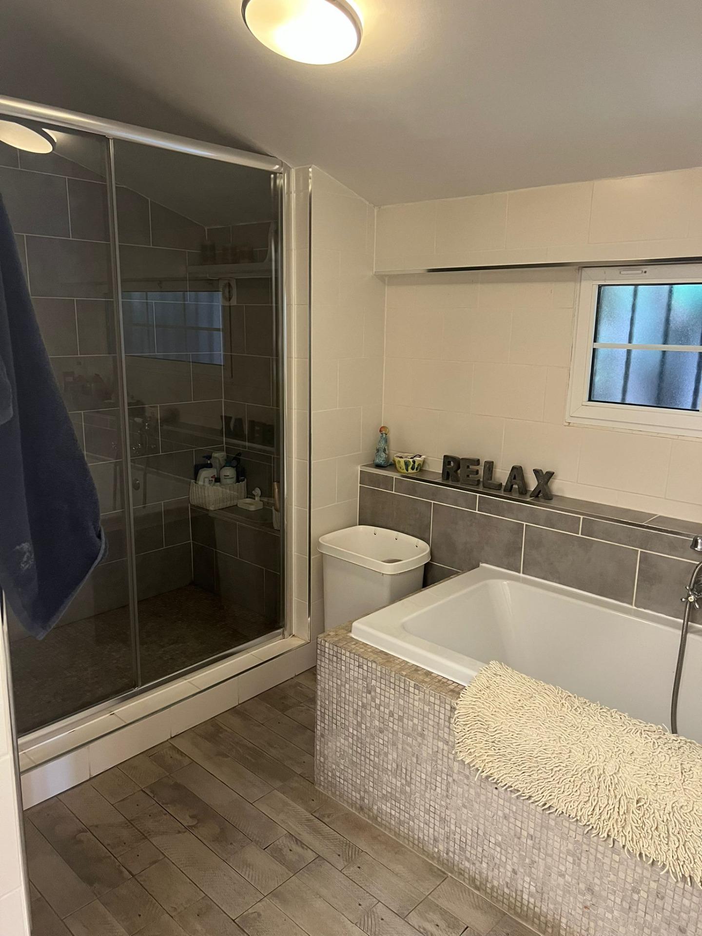 Villa for Sale in Almoradi, Alicante