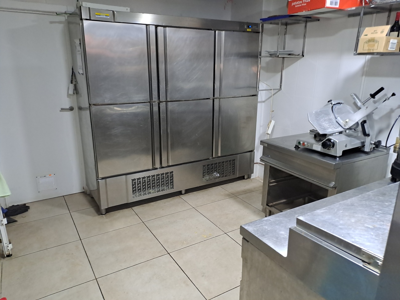 Commercial for Sale in La Mata, Alicante