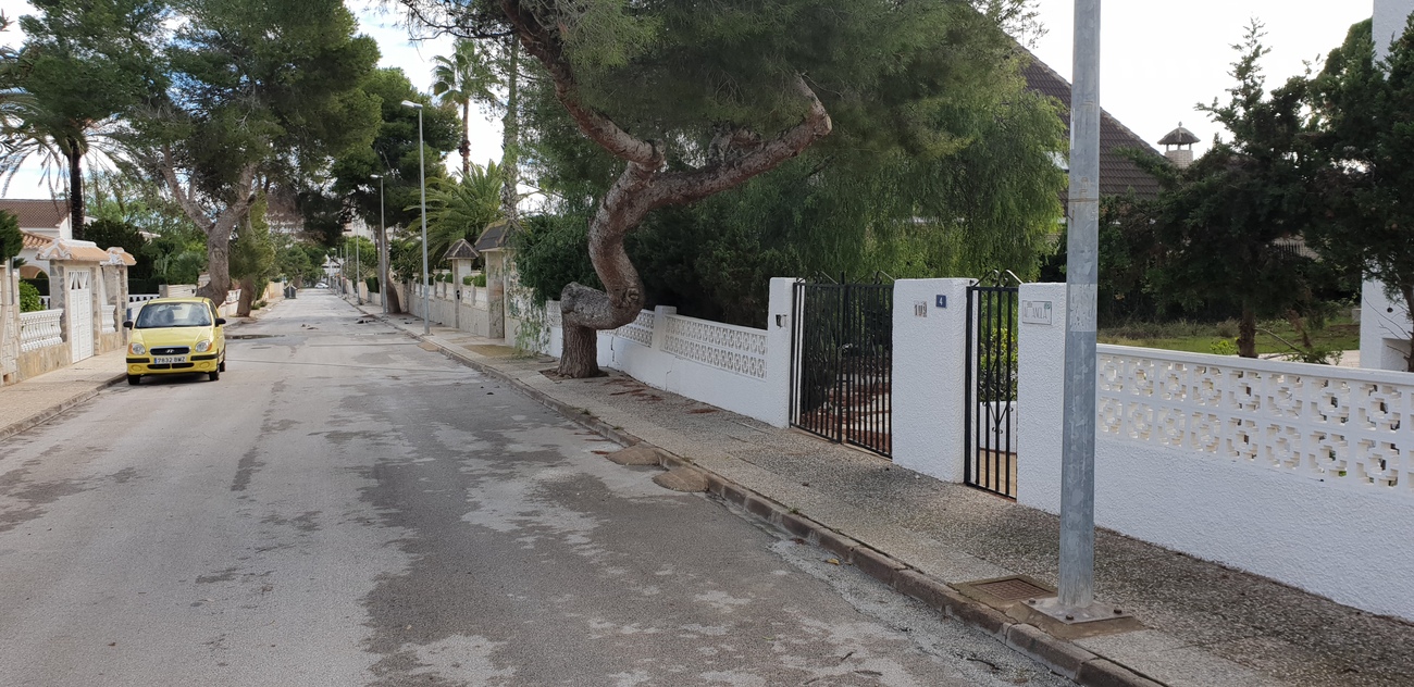 Villa for Sale in La Zenia, Alicante