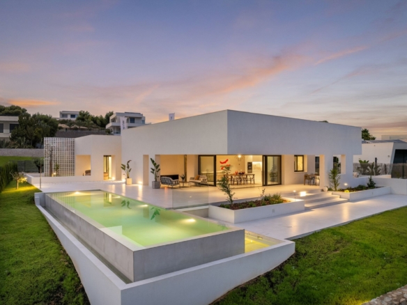 Villa for Sale in Orihuela Costa, Alicante