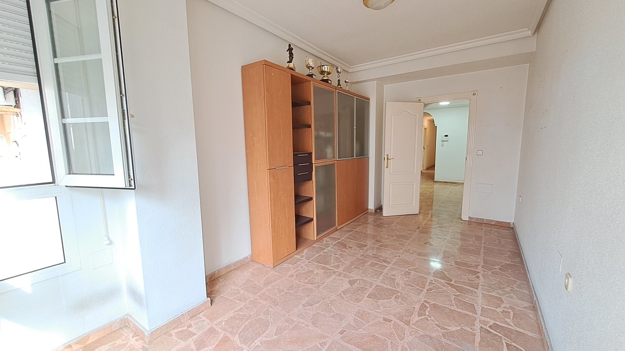 Apartment for Sale in Torrevieja, Alicante