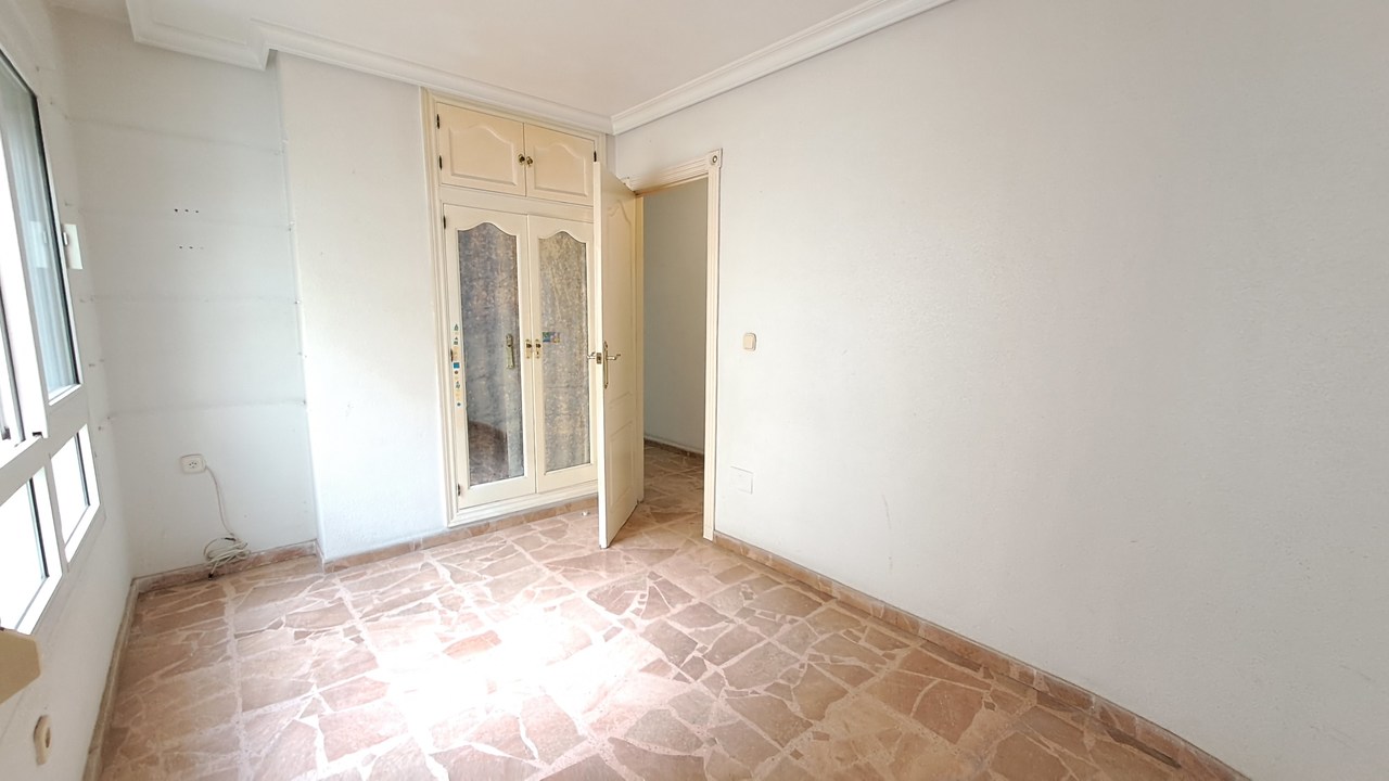Apartment for Sale in Torrevieja, Alicante