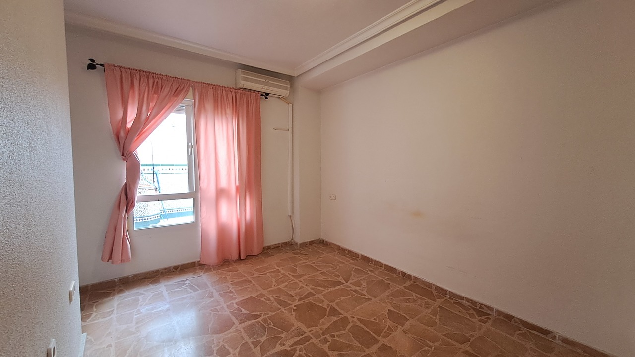Apartment for Sale in Torrevieja, Alicante
