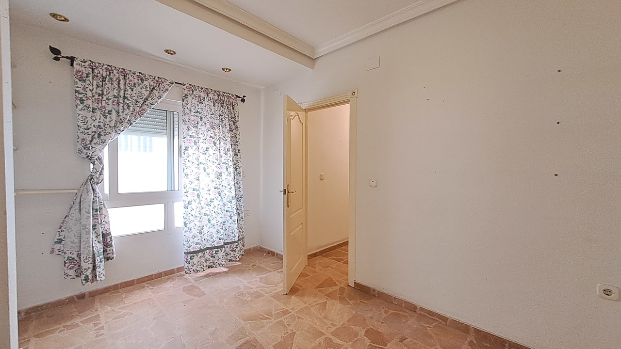 Apartment for Sale in Torrevieja, Alicante