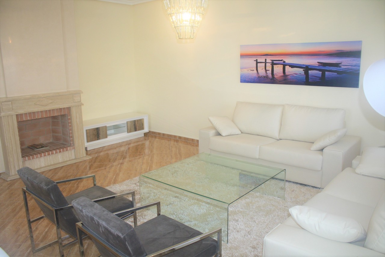 Villa for Sale in Los Altos, Alicante