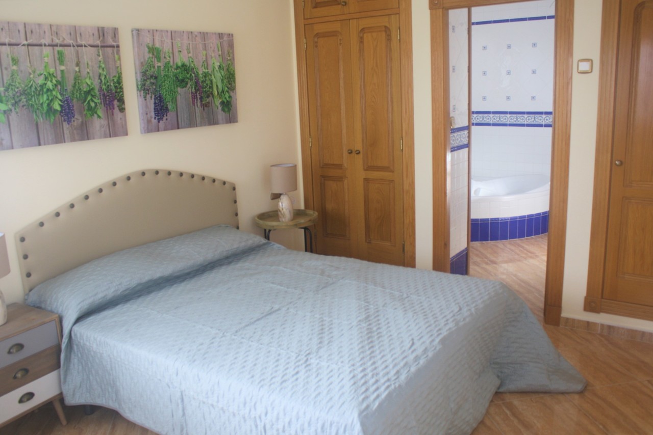 Villa for Sale in Los Altos, Alicante