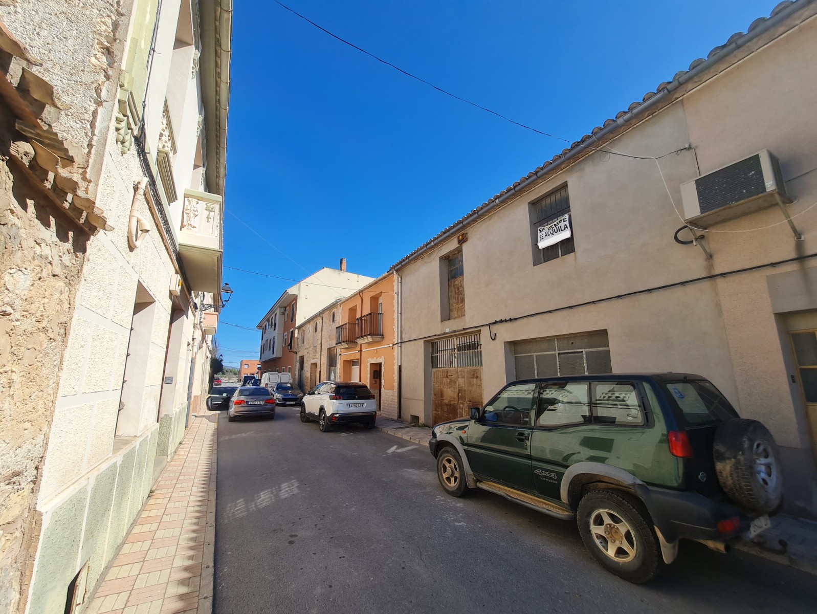 Commercial for Sale in Beneixama, Alicante