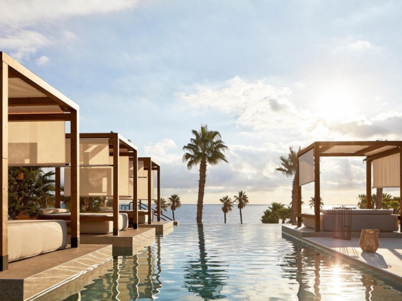 New Build Beachfront Apartments and Penthouses for Sale in Macenas, Almería