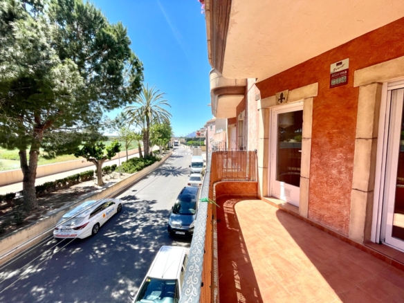 Apartment - Flat for sale in Formentera de Segura