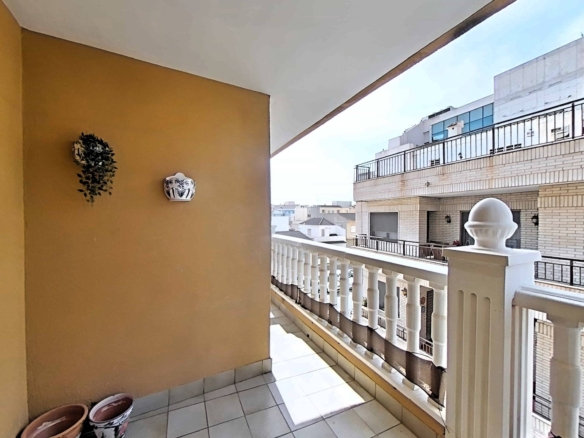 Apartment in Pilar de La Horadada – YC417202