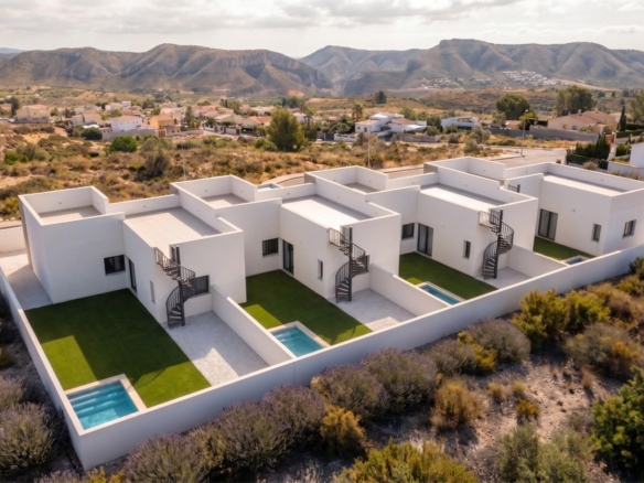 Development of 4 newly built semi-detached and terraced villas with private swimming pools at the Mazarrón Country Club – YC405729