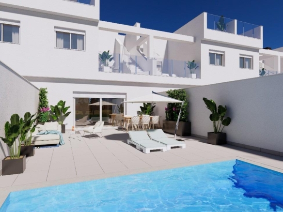 New-Build Townhouses on the Frontline of La Serena Golf in Los Alcázares – YC411345