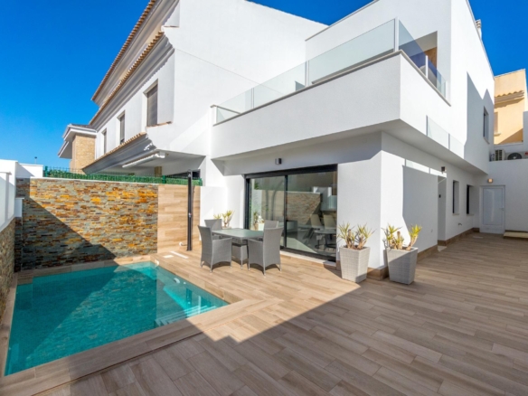 New Build Semi-Detached Villas with Private Pool in San Pedro del Pinatar – YC411483