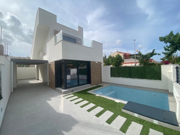 Newly Built Villas with Private Pool in Los Alcázares, Costa Cálida – YC412222