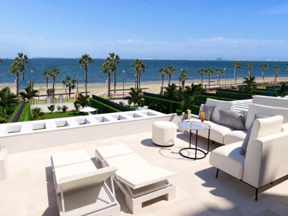 Luxury New Construction Villas on the Waterfront in Los Alcázares – YC412825