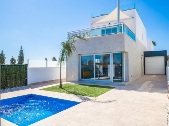 NEW BUILD VILLAS IN LOS ALCAZARES – YC413245