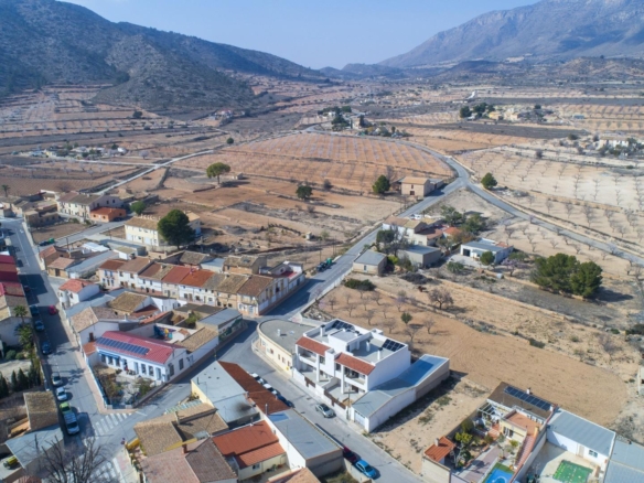NEW BUILD BUNGALOWS IN HONDON DE LAS NIEVES – YC413849