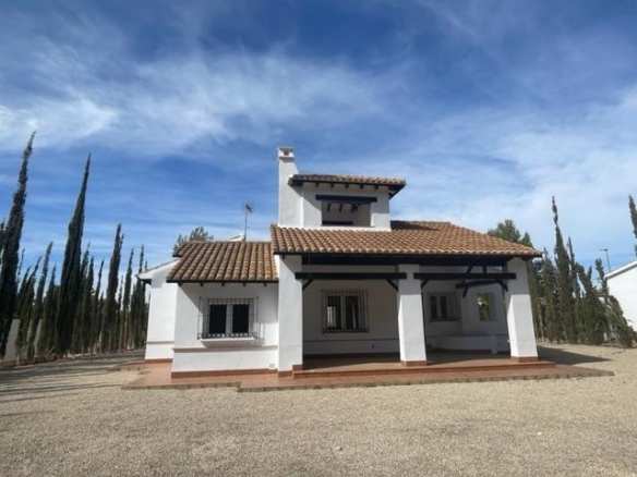 KEY READY VILLA IN FUENTE ALAMO, MURCIA – YC414025