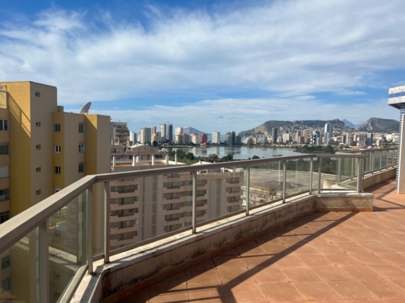 BEAUTIFUL PENTHOUSE WITH SEA VIEWS IN CALPE – YC414130
