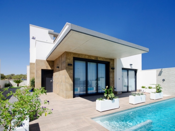 NEW BUILD RESIDENTIAL OF VILLAS IN SAN MIGUEL DE SALINAS – YC414170