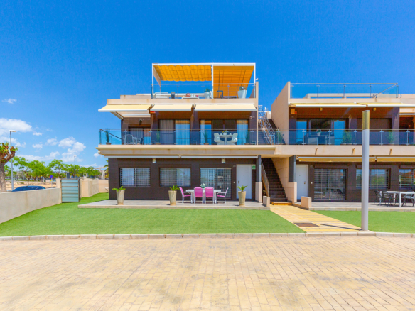 Apartment in Pilar de La Horadada – YC414472
