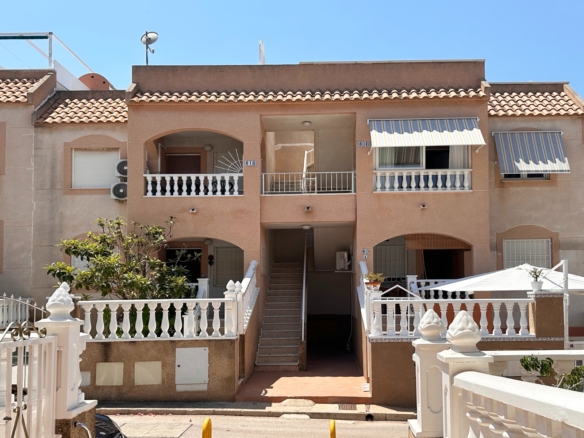 Bungalow in Torrevieja – YC414939
