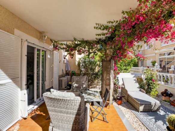 Bungalow in Orihuela – YC415031