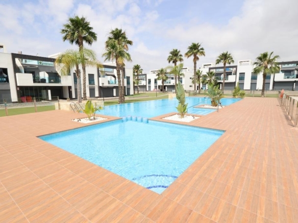 Bungalow in Guardamar del Segura – YC415094