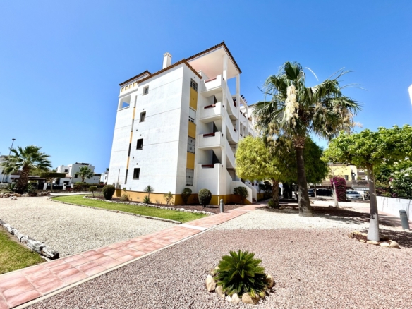 Apartment in Villamartin – YC415258