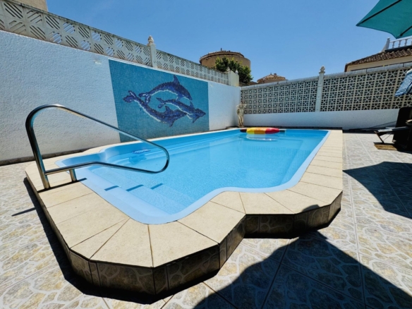 Villa in Torrevieja – YC415324