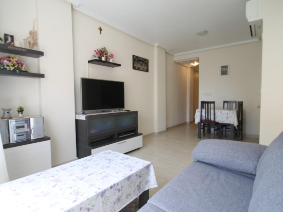 Apartment in Torrevieja – YC415380