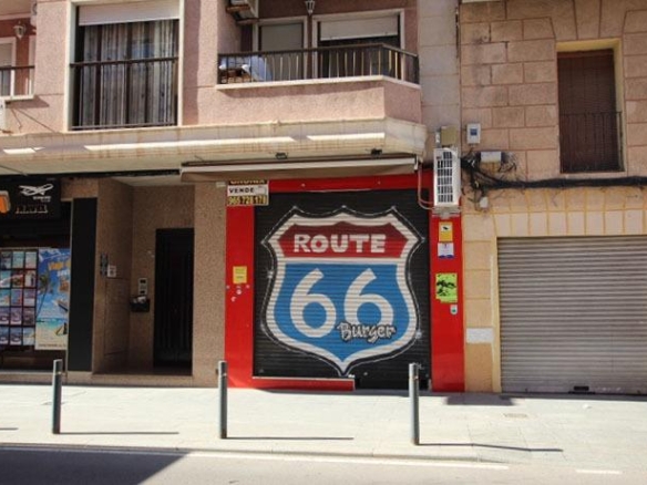 Commercial in Guardamar del Segura – YC415408