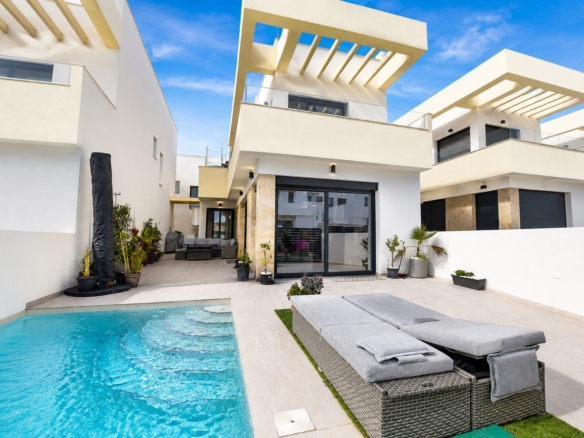 Villa in Los Montesinos – YC417099