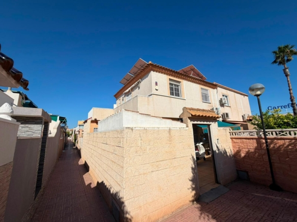Quad House in Torrevieja – YC435142