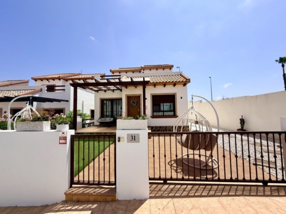 Villa in Ciudad Quesada – YC415673