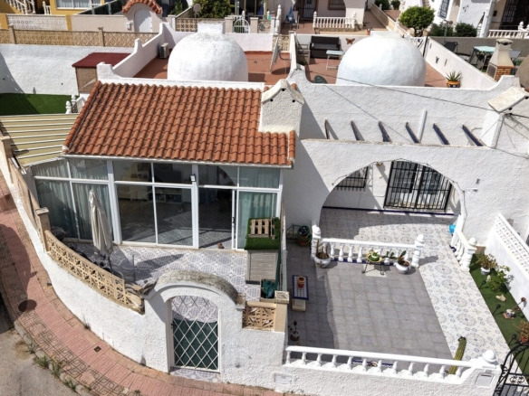 Bungalow in Blue Lagoon – YC415677