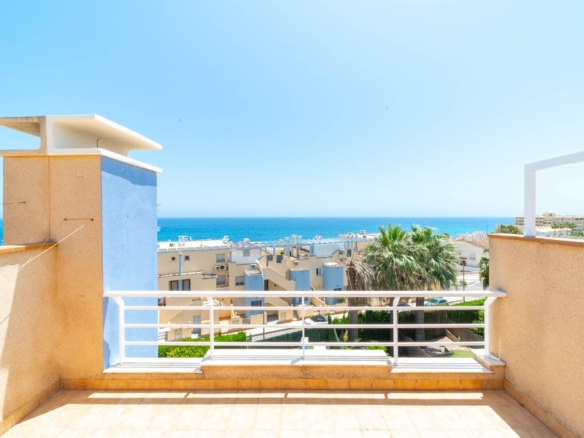 Town House in Orihuela Costa – YC415773