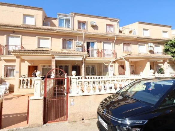 Duplex in Orihuela Costa – YC415777