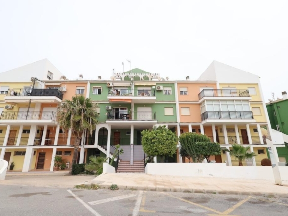 Apartment in Torrevieja – YC415626