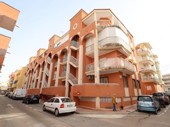 Apartment in Torrevieja – YC415847