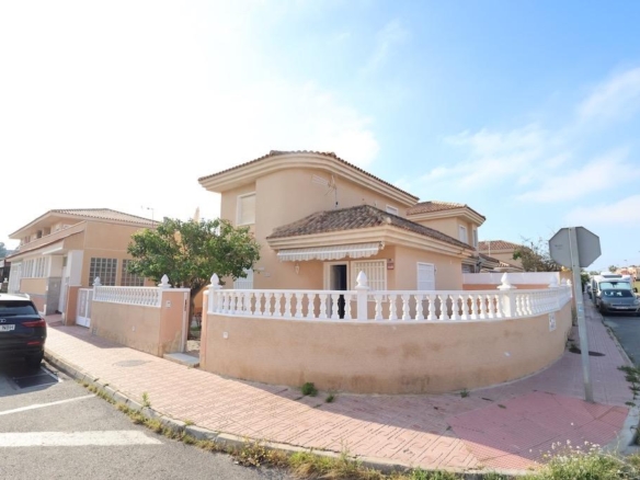 Villa in Torrevieja – YC415851