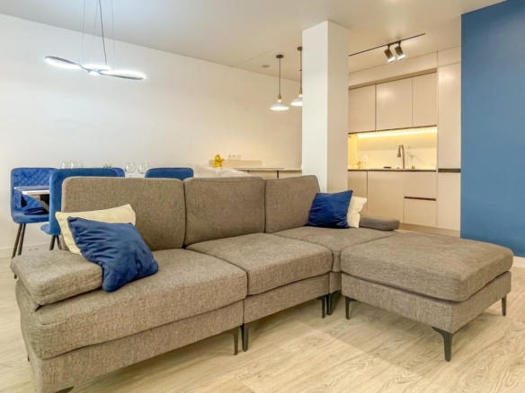 Apartment in Torrevieja – YC416311