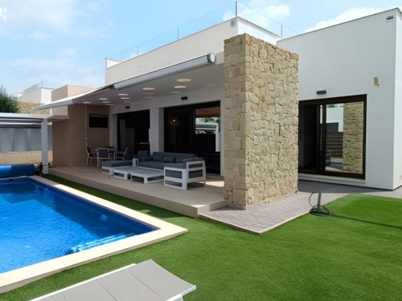 Villa in Vistabella Golf Entre Naranjos – YC416319