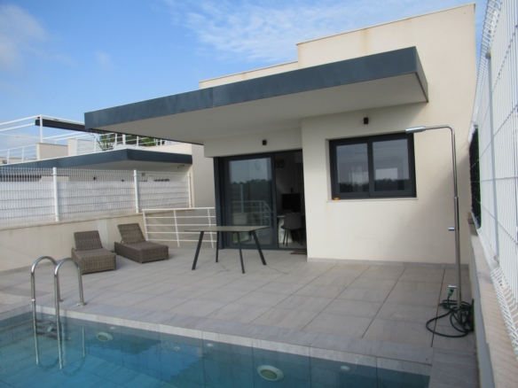 Villa in San Miguel de Salinas – YC416323