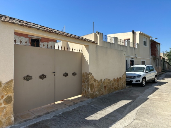 Town House in Benejuzar – YC416331