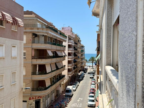 Apartment in Torrevieja – YC414919