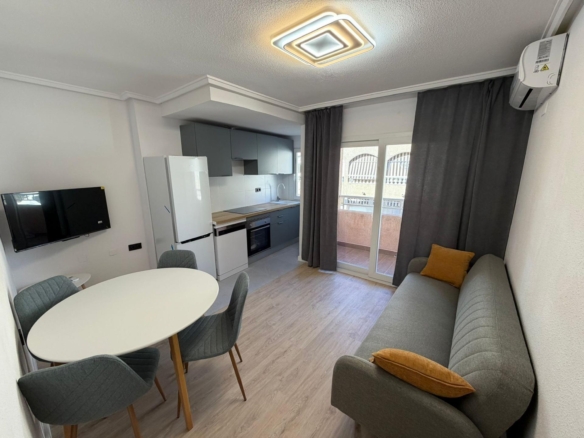 Apartment in Torrevieja – YC416524