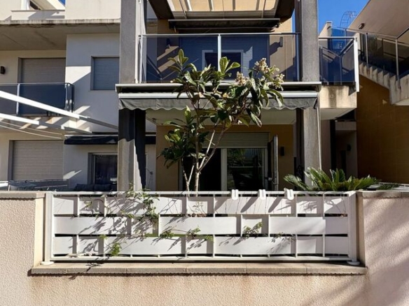 Apartment in Guardamar del Segura – YC416723