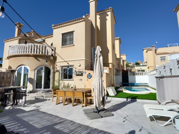 Villa in Orihuela Costa – YC416747