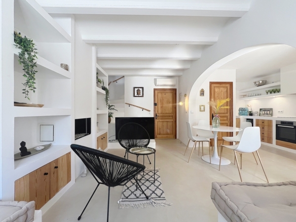 Semi Detached in Benissa – YC417206